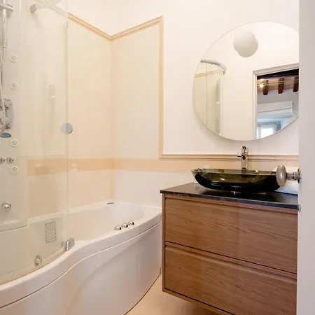 Giulia Penthouse - 5 Min Piazza Navona * 로마